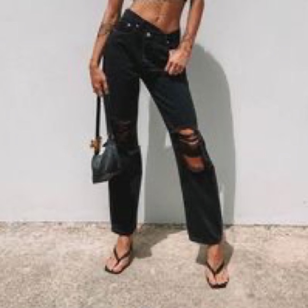 Holly Asymmetric Ripped Black Jeans